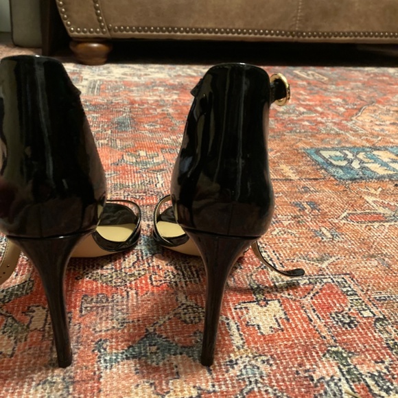 Michael Kors sandal - Picture 4 of 6